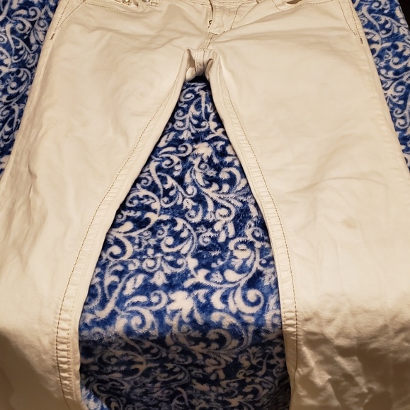 White Miss Me Jeans - Picture 4 of 5